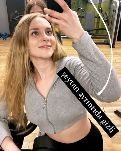 Hayal Köseoğlu seksi ifşa fotoğrafı 80669