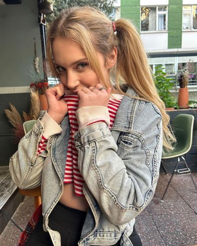 Hayal Köseoğlu seksi ifşa fotoğrafı 595