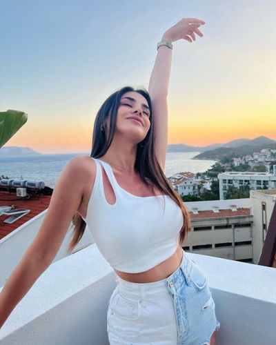 Hazal Çağlar seksi ifşa fotoğrafı 128