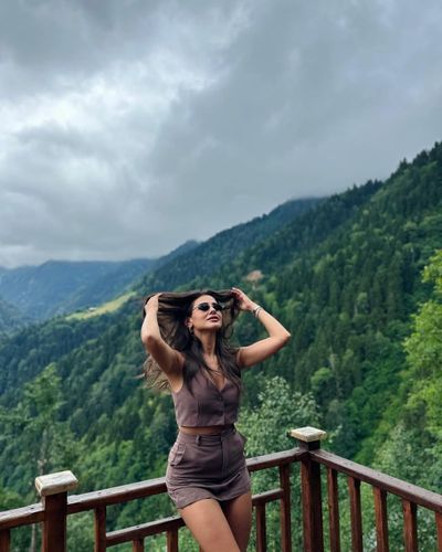 Hazal Çağlar seksi ifşa fotoğrafı 50