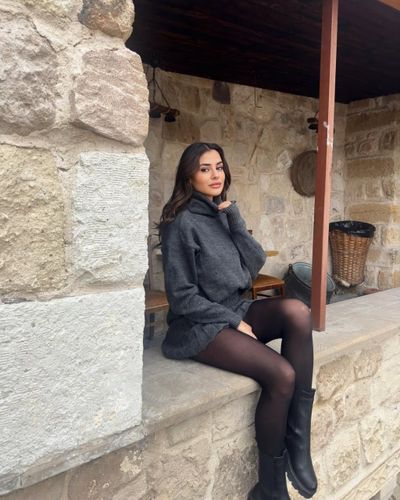 Hazal Çağlar seksi ifşa fotoğrafı 73