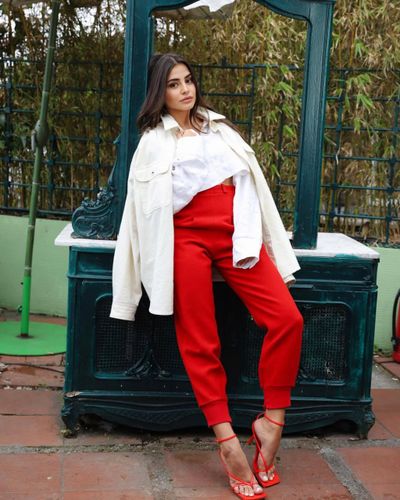 Hazal Çağlar seksi ifşa fotoğrafı 74