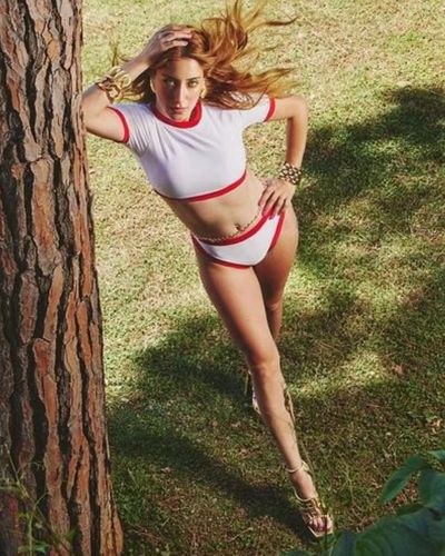 Hazal Kaya seksi ifşa fotoğrafı 80379