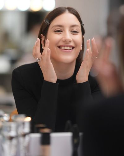 Hazal Kaya seksi ifşa fotoğrafı 80369