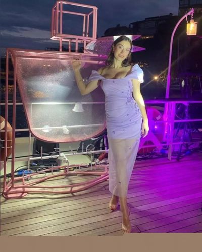 Hazal Kaya seksi ifşa fotoğrafı 80348