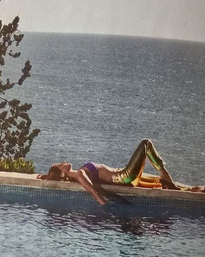 Hazal Kaya seksi ifşa fotoğrafı 80339