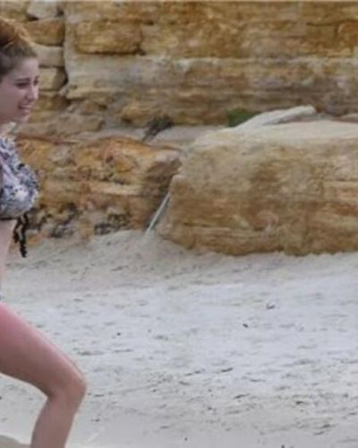 Hazal Kaya seksi ifşa fotoğrafı 80327