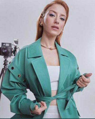 Hazal Kaya seksi ifşa fotoğrafı 80251