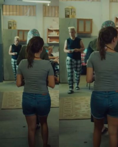 Hazal Kaya seksi ifşa fotoğrafı 80250
