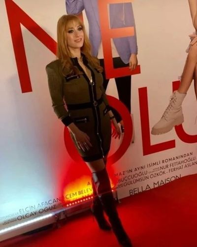 Hazal Kaya seksi ifşa fotoğrafı 80227