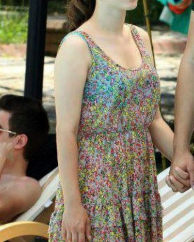 Hazal Kaya seksi ifşa fotoğrafı 80224