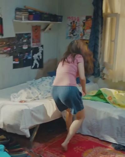Hazal Kaya seksi ifşa fotoğrafı 80206