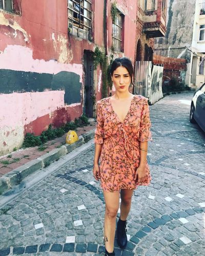 Hazal Kaya seksi ifşa fotoğrafı 80173
