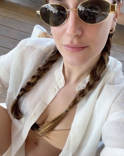 Hazal Kaya seksi ifşa fotoğrafı 520