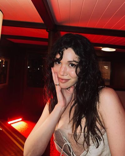 Hazal Subaşı seksi ifşa fotoğrafı 116