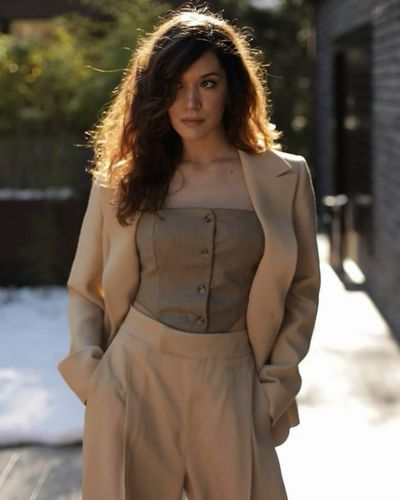 Hazal Subaşı seksi ifşa fotoğrafı 18