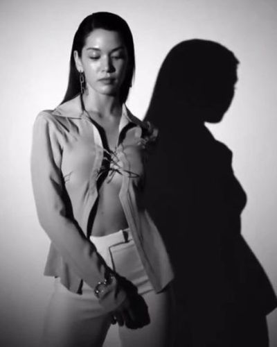 Hazal Subaşı seksi ifşa fotoğrafı 32075