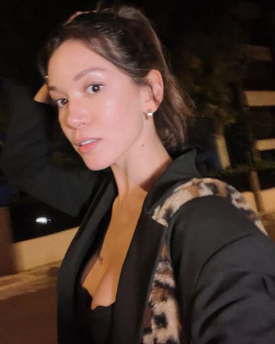 Hazal Subaşı seksi ifşa fotoğrafı 31984