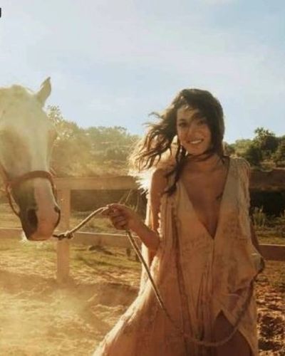 Hazal Subaşı seksi ifşa fotoğrafı 31825