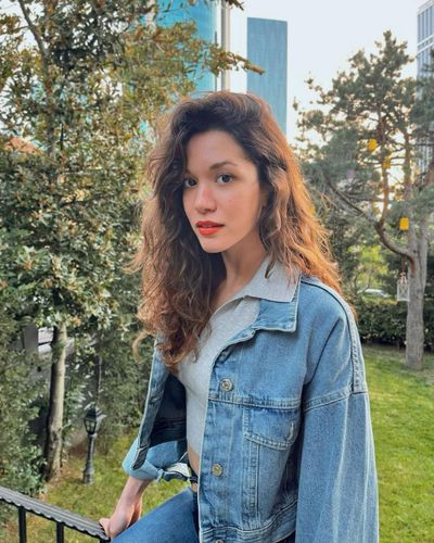 Hazal Subaşı seksi ifşa fotoğrafı 31762