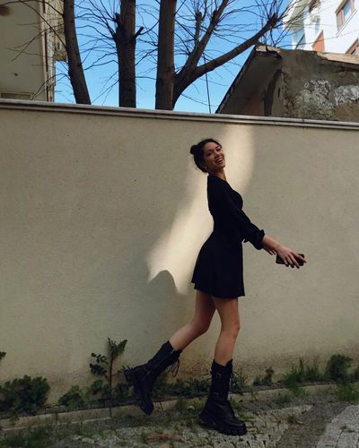 Hazal Subaşı seksi ifşa fotoğrafı 31641