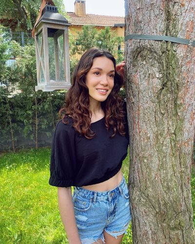 Hazal Subaşı seksi ifşa fotoğrafı 31538