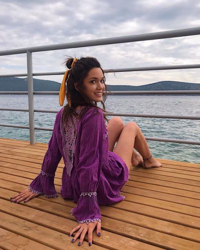 Hazal Subaşı seksi ifşa fotoğrafı 469