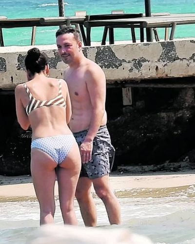 Hazal Subaşı seksi ifşa fotoğrafı 492