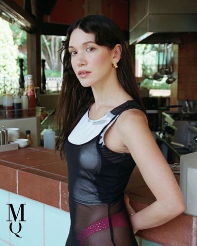 Hazal Subaşı seksi ifşa fotoğrafı 494
