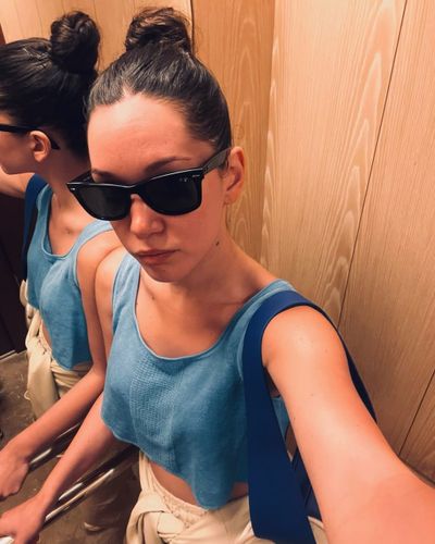 Hazal Subaşı seksi ifşa fotoğrafı 4