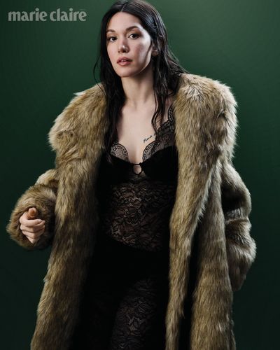 Hazal Subaşı seksi ifşa fotoğrafı 55