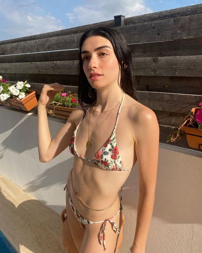 Hazar Erguclu seksi ifşa fotoğrafı 79900