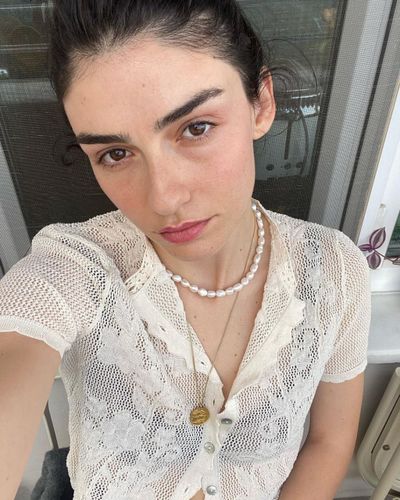 Hazar Erguclu seksi ifşa fotoğrafı 79878
