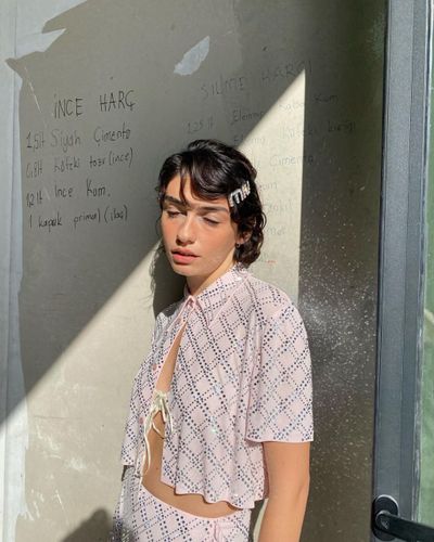 Hazar Erguclu seksi ifşa fotoğrafı 79779