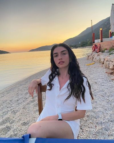 Hazar Erguclu seksi ifşa fotoğrafı 79728