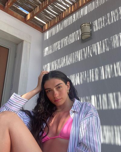Hazar Erguclu seksi ifşa fotoğrafı 79724