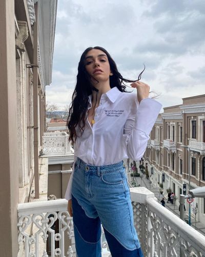 Hazar Erguclu seksi ifşa fotoğrafı 79708