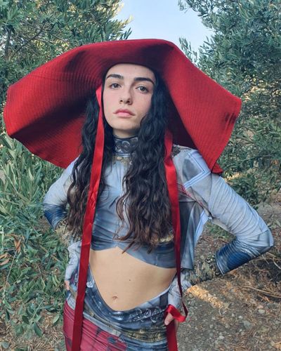 Hazar Erguclu seksi ifşa fotoğrafı 79670