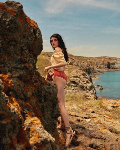 Hazar Erguclu seksi ifşa fotoğrafı 79644