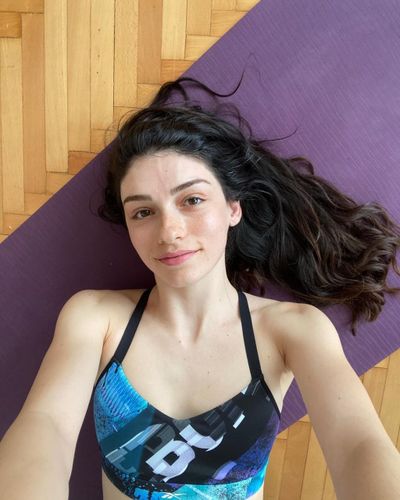 Hazar Erguclu seksi ifşa fotoğrafı 79639