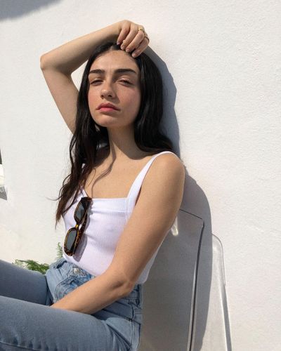 Hazar Erguclu seksi ifşa fotoğrafı 79635