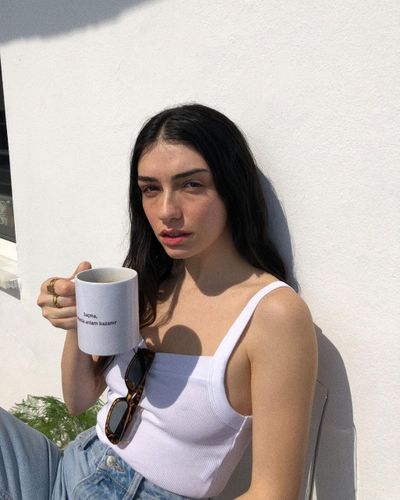 Hazar Erguclu seksi ifşa fotoğrafı 79634
