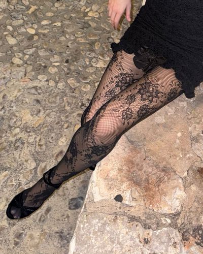 Hazar Erguclu seksi ifşa fotoğrafı 524