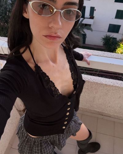 Hazar Erguclu seksi ifşa fotoğrafı 228