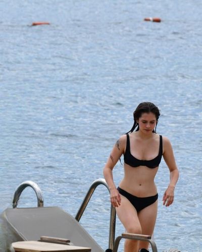 Helin Elveren seksi ifşa fotoğrafı 1