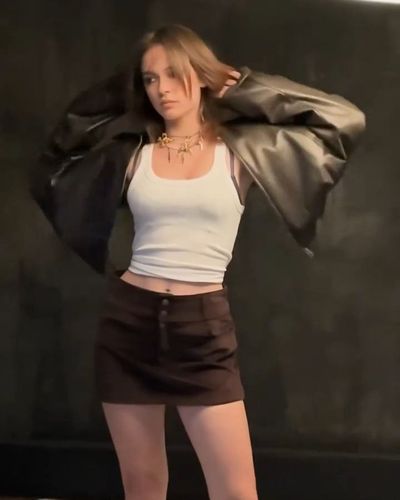 Helin Elveren seksi ifşa fotoğrafı 25