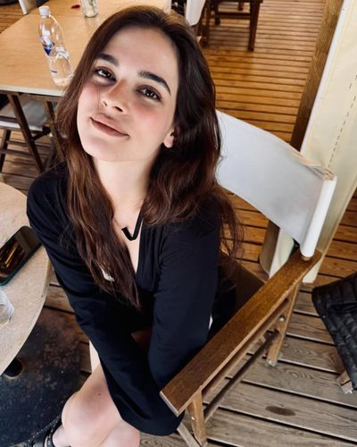Helin Elveren seksi ifşa fotoğrafı 3