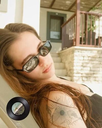 Helin Elveren seksi ifşa fotoğrafı 117