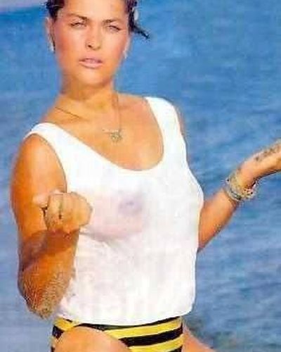 Hulya Avsar seksi ifşa fotoğrafı 143