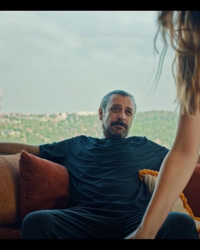 İlayda Akdoğan seksi ifşa fotoğrafı 23 — Meraklı Bir Adamın 10 Günü (2024)